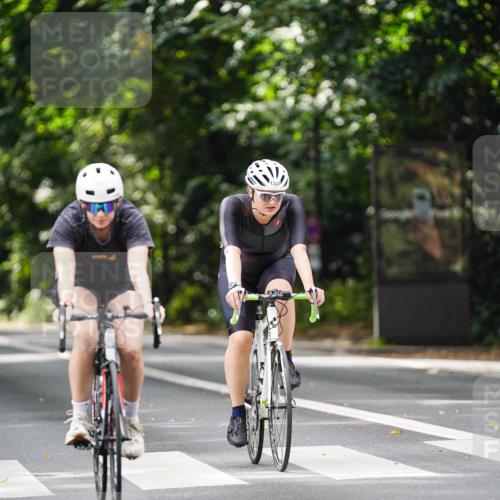 14.09.2025 - Stadtparktriathlon Michael Burmester http://msf.ph/oto/8914584 14.09.2025 12:37:18 Radfahren 1200, 1283, 1322, 1356, 1367, 1381, 1386, 1404, 1407 meine-sportfotos.de