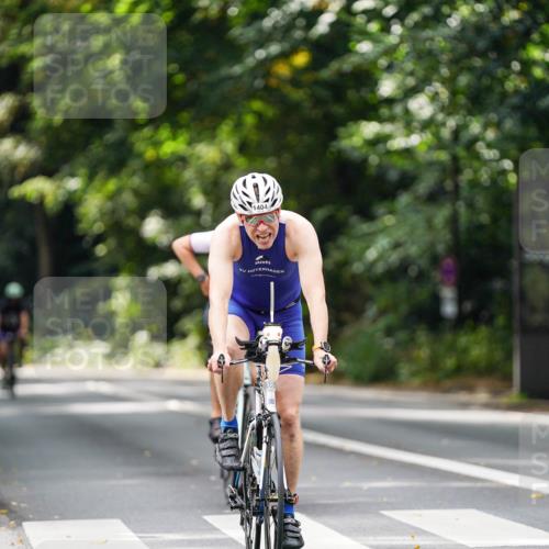 14.09.2025 - Stadtparktriathlon Michael Burmester http://msf.ph/oto/8914587 14.09.2025 12:37:21 Radfahren 1200, 1283, 1322, 1356, 1367, 1381, 1386, 1404, 1407 meine-sportfotos.de