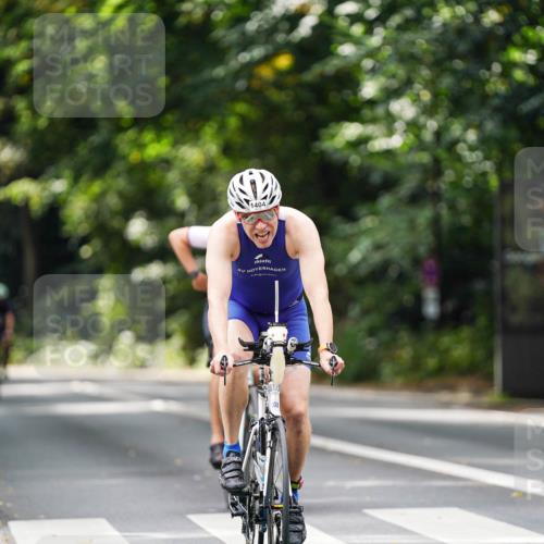 14.09.2025 - Stadtparktriathlon Michael Burmester http://msf.ph/oto/8914588 14.09.2025 12:37:21 Radfahren 1200, 1283, 1322, 1356, 1367, 1381, 1386, 1404, 1407 meine-sportfotos.de