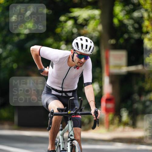 14.09.2025 - Stadtparktriathlon Michael Burmester http://msf.ph/oto/8914589 14.09.2025 12:37:23 Radfahren 1142, 1169, 1283, 1322, 1367, 1381, 1404, 1407 meine-sportfotos.de