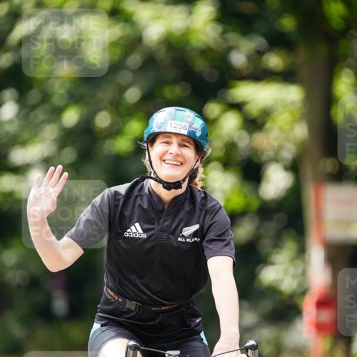 14.09.2025 - Stadtparktriathlon Michael Burmester http://msf.ph/oto/8914599 14.09.2025 12:37:32 Radfahren 1142, 1169, 1256, 1319, 1420 meine-sportfotos.de