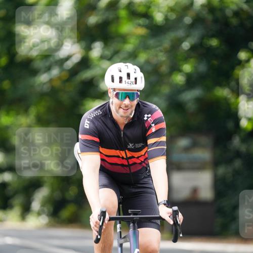 14.09.2025 - Stadtparktriathlon Michael Burmester http://msf.ph/oto/8914606 14.09.2025 12:37:37 Radfahren 1169, 1256, 1319, 1340, 1420 meine-sportfotos.de