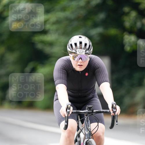 14.09.2025 - Stadtparktriathlon Michael Burmester http://msf.ph/oto/8914622 14.09.2025 12:38:03 Radfahren 1134, 1197, 1231, 1241, 1308, 1392 meine-sportfotos.de