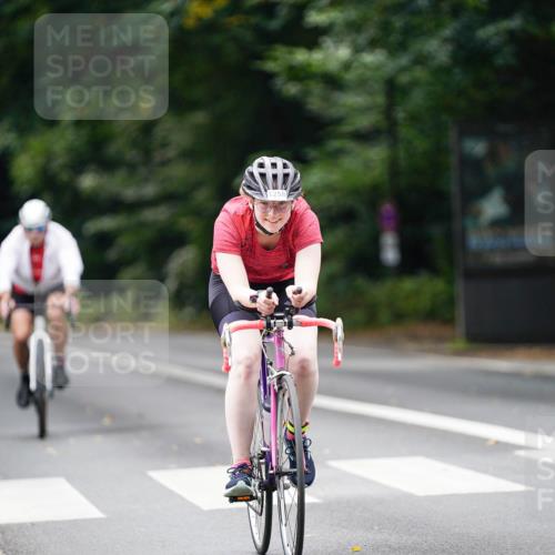 14.09.2025 - Stadtparktriathlon Michael Burmester http://msf.ph/oto/8914624 14.09.2025 12:38:11 Radfahren 1134, 1159, 1175, 1258 meine-sportfotos.de