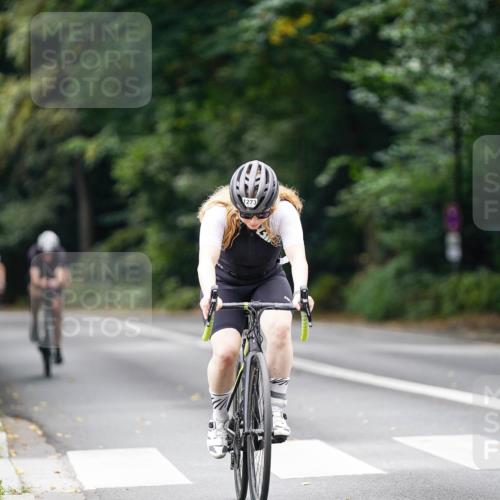 14.09.2025 - Stadtparktriathlon Michael Burmester http://msf.ph/oto/8914638 14.09.2025 12:38:37 Radfahren 1204, 1273, 1290, 1326, 1345, 1368 meine-sportfotos.de
