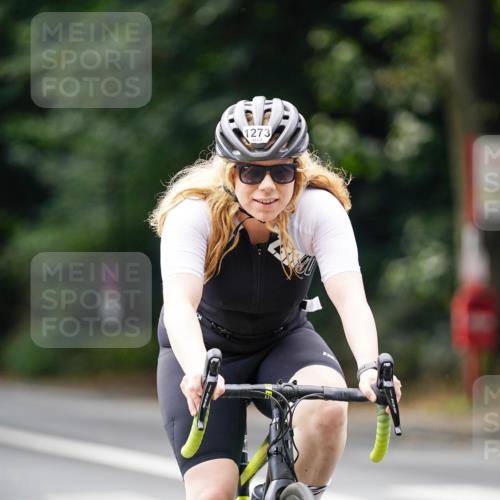 14.09.2025 - Stadtparktriathlon Michael Burmester http://msf.ph/oto/8914639 14.09.2025 12:38:39 Radfahren 1273, 1326, 1342, 1345, 1368 meine-sportfotos.de
