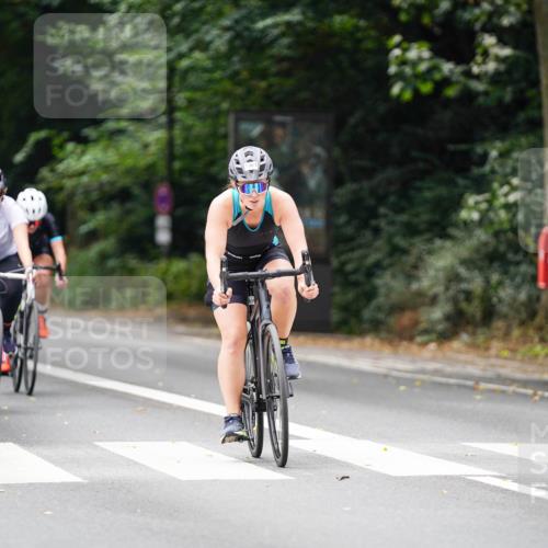 14.09.2025 - Stadtparktriathlon Michael Burmester http://msf.ph/oto/8914687 14.09.2025 12:40:00 Radfahren 1239, 1254, 1261, 1288, 1301, 1327, 1371 meine-sportfotos.de