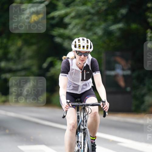 14.09.2025 - Stadtparktriathlon Michael Burmester http://msf.ph/oto/8914695 14.09.2025 12:40:07 Radfahren 1237, 1239, 1254, 1261, 1288, 1301, 1371 meine-sportfotos.de