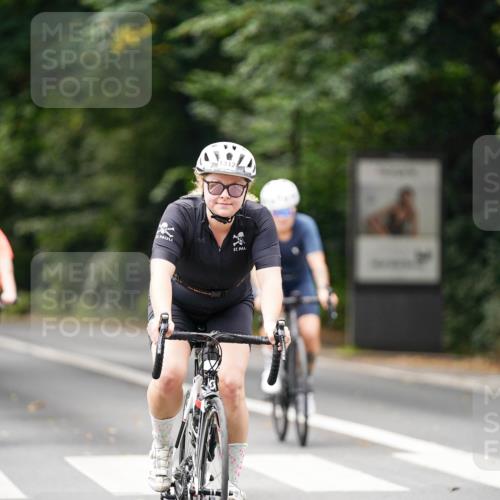 14.09.2025 - Stadtparktriathlon Michael Burmester http://msf.ph/oto/8914708 14.09.2025 12:40:22 Radfahren 1100, 1274, 1289, 1295, 1312, 1349, 1387 meine-sportfotos.de