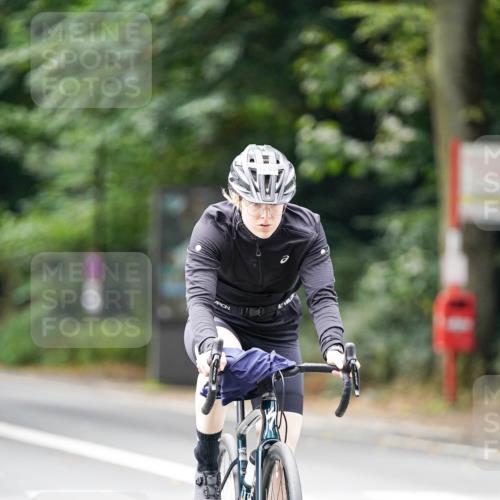 14.09.2025 - Stadtparktriathlon Michael Burmester http://msf.ph/oto/8914713 14.09.2025 12:40:29 Radfahren 1224, 1247, 1274, 1289, 1295, 1310, 1312, 1374, 1389 meine-sportfotos.de