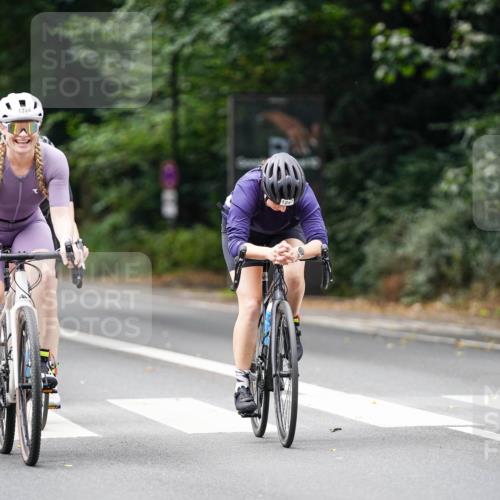 14.09.2025 - Stadtparktriathlon Michael Burmester http://msf.ph/oto/8914715 14.09.2025 12:40:34 Radfahren 1224, 1247, 1249, 1289, 1310, 1358, 1374, 1389 meine-sportfotos.de