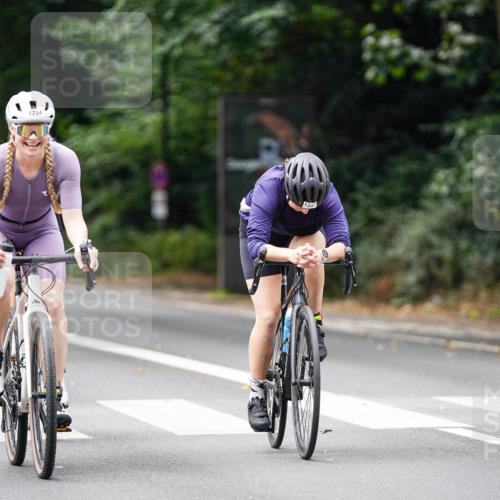 14.09.2025 - Stadtparktriathlon Michael Burmester http://msf.ph/oto/8914716 14.09.2025 12:40:34 Radfahren 1224, 1247, 1249, 1289, 1310, 1358, 1374, 1389 meine-sportfotos.de