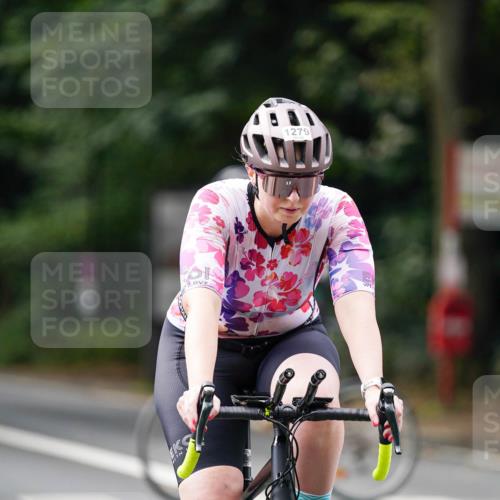 14.09.2025 - Stadtparktriathlon Michael Burmester http://msf.ph/oto/8914737 14.09.2025 12:40:47 Radfahren 1245, 1249, 1268, 1277, 1279, 1306 meine-sportfotos.de