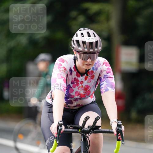 14.09.2025 - Stadtparktriathlon Michael Burmester http://msf.ph/oto/8914738 14.09.2025 12:40:47 Radfahren 1245, 1249, 1268, 1277, 1279, 1306 meine-sportfotos.de