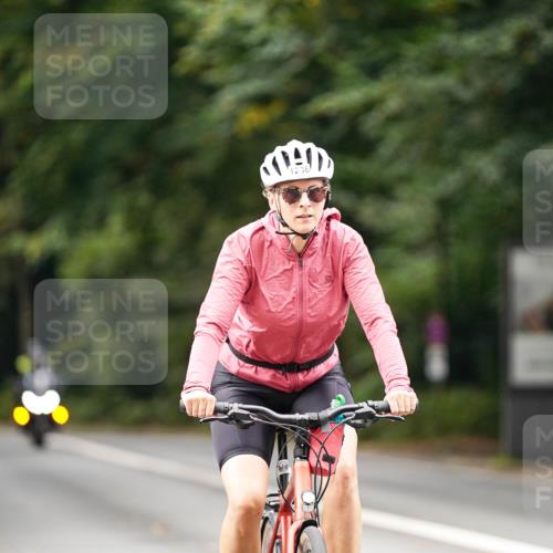 14.09.2025 - Stadtparktriathlon Michael Burmester http://msf.ph/oto/8914782 14.09.2025 12:42:11 Radfahren 1236, 1297, 1411 meine-sportfotos.de