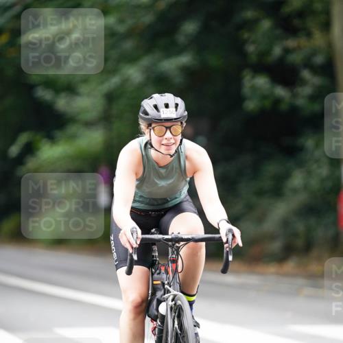 14.09.2025 - Stadtparktriathlon Michael Burmester http://msf.ph/oto/8914791 14.09.2025 12:42:30 Radfahren 1250, 1385 meine-sportfotos.de