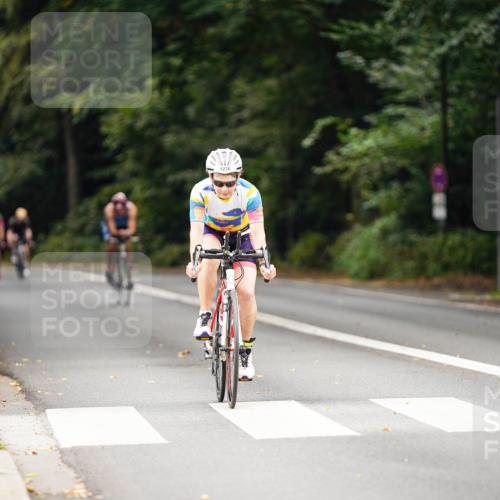 14.09.2025 - Stadtparktriathlon Michael Burmester http://msf.ph/oto/8914795 14.09.2025 12:42:37 Radfahren 1276, 1383, 1385, 1400 meine-sportfotos.de