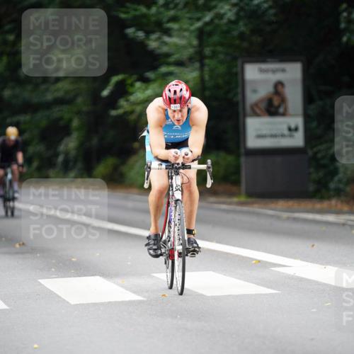 14.09.2025 - Stadtparktriathlon Michael Burmester http://msf.ph/oto/8914799 14.09.2025 12:42:41 Radfahren 1276, 1292, 1355, 1383, 1400, 1415 meine-sportfotos.de