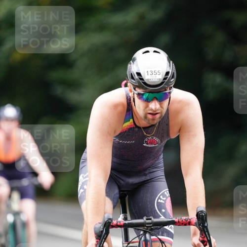 14.09.2025 - Stadtparktriathlon Michael Burmester http://msf.ph/oto/8914808 14.09.2025 12:42:48 Radfahren 1292, 1341, 1355, 1383, 1400, 1415 meine-sportfotos.de