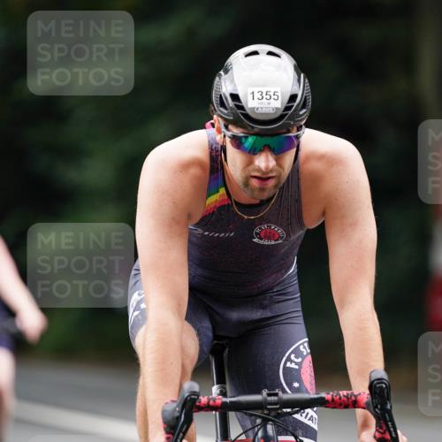 14.09.2025 - Stadtparktriathlon Michael Burmester http://msf.ph/oto/8914809 14.09.2025 12:42:48 Radfahren 1292, 1341, 1355, 1383, 1400, 1415 meine-sportfotos.de