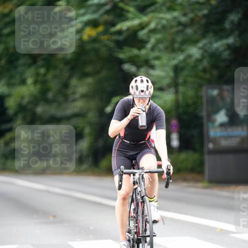 14.09.2025 - Stadtparktriathlon Michael Burmester http://msf.ph/oto/8914823 14.09.2025 12:43:02 Radfahren 1208, 1242, 1280, 1314, 1352, 1390, 1399 meine-sportfotos.de