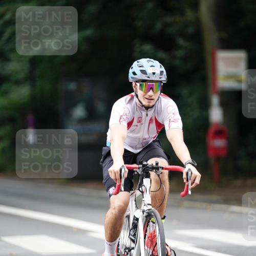 14.09.2025 - Stadtparktriathlon Michael Burmester http://msf.ph/oto/8914824 14.09.2025 12:43:03 Radfahren 1208, 1242, 1280, 1314, 1352, 1390, 1399 meine-sportfotos.de