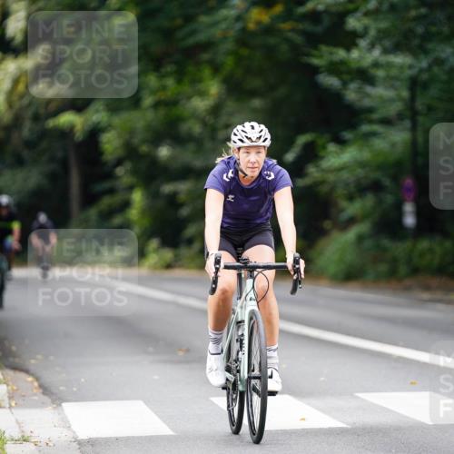 14.09.2025 - Stadtparktriathlon Michael Burmester http://msf.ph/oto/8914836 14.09.2025 12:43:32 Radfahren 1244, 1325, 1361, 1365, 1373, 1391, 1405 meine-sportfotos.de