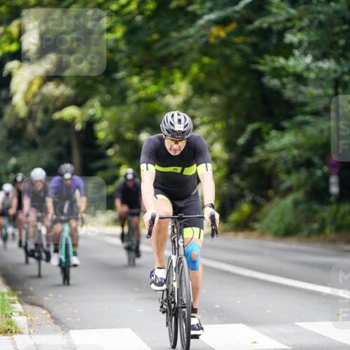 14.09.2025 - Stadtparktriathlon Michael Burmester http://msf.ph/oto/8914840 14.09.2025 12:43:37 Radfahren 1244, 1252, 1267, 1296, 1361, 1365, 1367, 1405, 1407 meine-sportfotos.de