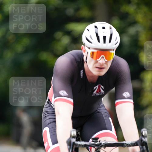 14.09.2025 - Stadtparktriathlon Michael Burmester http://msf.ph/oto/8914845 14.09.2025 12:43:41 Radfahren 1252, 1267, 1296, 1298, 1361, 1365, 1367, 1405, 1407 meine-sportfotos.de