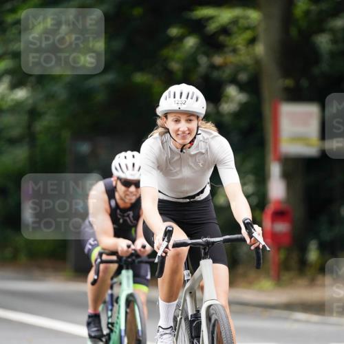 14.09.2025 - Stadtparktriathlon Michael Burmester http://msf.ph/oto/8914849 14.09.2025 12:43:43 Radfahren 1252, 1267, 1296, 1298, 1361, 1365, 1367, 1405, 1407 meine-sportfotos.de