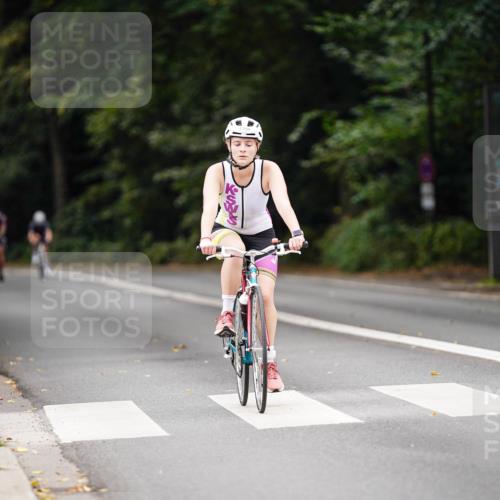 14.09.2025 - Stadtparktriathlon Michael Burmester http://msf.ph/oto/8914874 14.09.2025 12:44:22 Radfahren 1257, 1300, 1339, 1356, 1377 meine-sportfotos.de