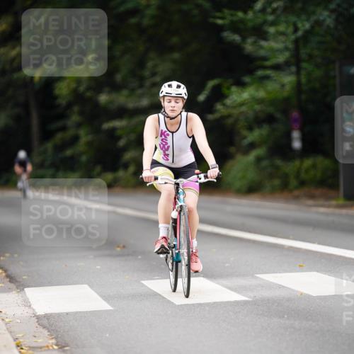 14.09.2025 - Stadtparktriathlon Michael Burmester http://msf.ph/oto/8914875 14.09.2025 12:44:22 Radfahren 1257, 1300, 1339, 1356, 1377 meine-sportfotos.de