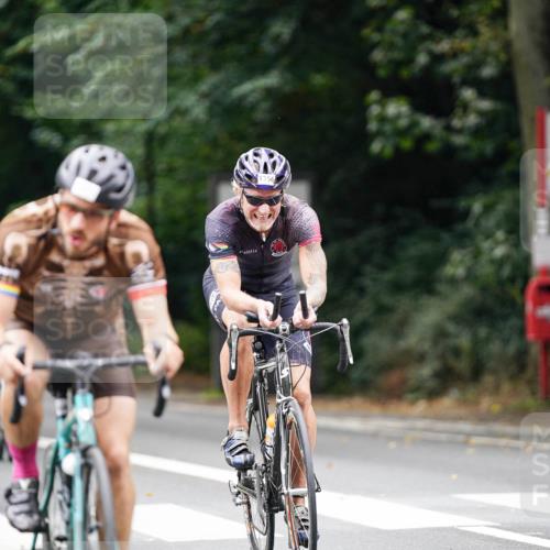 14.09.2025 - Stadtparktriathlon Michael Burmester http://msf.ph/oto/8914879 14.09.2025 12:44:29 Radfahren 1264, 1286, 1300, 1356, 1377 meine-sportfotos.de