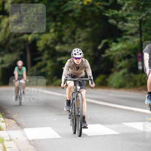 14.09.2025 - Stadtparktriathlon Michael Burmester http://msf.ph/oto/8914885 14.09.2025 12:44:37 Radfahren 1264, 1286, 1307, 1324, 1350, 1381 meine-sportfotos.de
