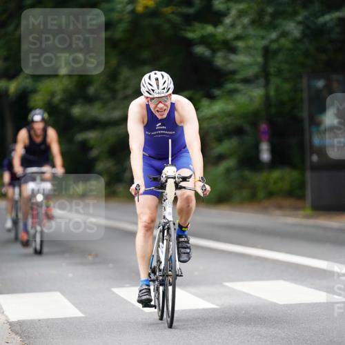 14.09.2025 - Stadtparktriathlon Michael Burmester http://msf.ph/oto/8914894 14.09.2025 12:44:52 Radfahren 1311, 1315, 1351, 1404 meine-sportfotos.de