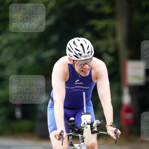 14.09.2025 - Stadtparktriathlon Michael Burmester http://msf.ph/oto/8914895 14.09.2025 12:44:53 Radfahren 1311, 1315, 1351, 1404 meine-sportfotos.de