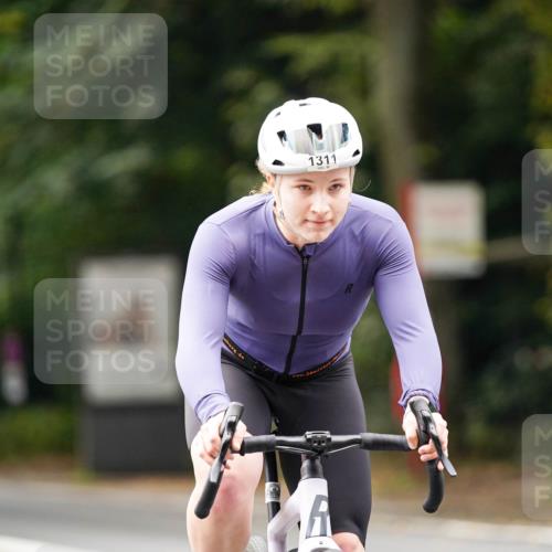 14.09.2025 - Stadtparktriathlon Michael Burmester http://msf.ph/oto/8914904 14.09.2025 12:44:59 Radfahren 1293, 1311, 1315, 1322, 1351, 1392, 1404 meine-sportfotos.de