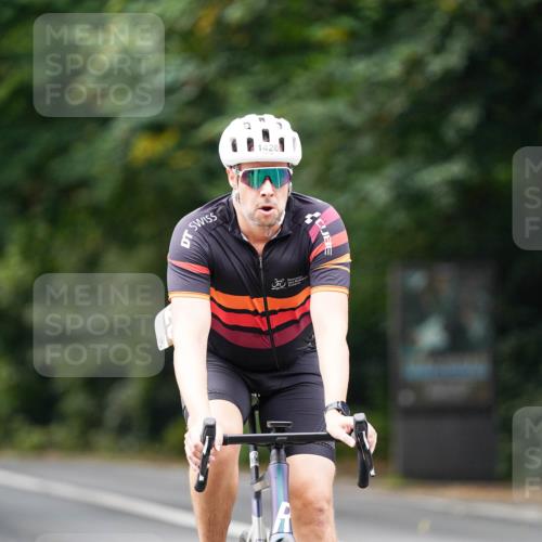 14.09.2025 - Stadtparktriathlon Michael Burmester http://msf.ph/oto/8914916 14.09.2025 12:45:21 Radfahren 1231, 1380, 1396, 1420 meine-sportfotos.de
