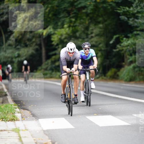 14.09.2025 - Stadtparktriathlon Michael Burmester http://msf.ph/oto/8914920 14.09.2025 12:45:34 Radfahren 1347, 1369 meine-sportfotos.de