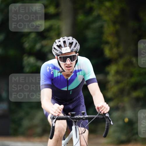 14.09.2025 - Stadtparktriathlon Michael Burmester http://msf.ph/oto/8914924 14.09.2025 12:45:36 Radfahren 1345, 1347, 1369 meine-sportfotos.de