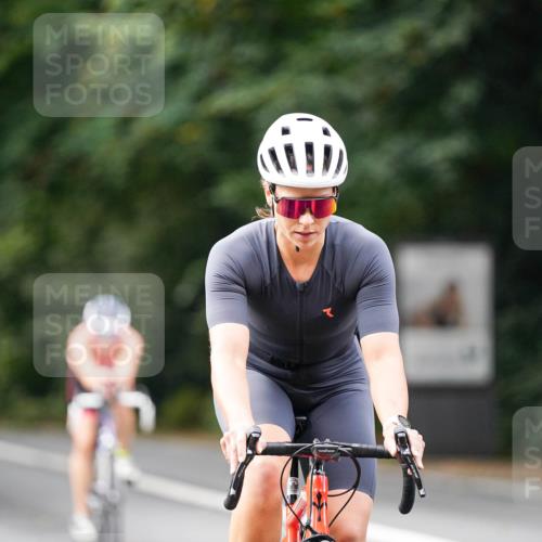 14.09.2025 - Stadtparktriathlon Michael Burmester http://msf.ph/oto/8914952 14.09.2025 12:46:22 Radfahren 1281, 1290, 1319, 1335, 1417 meine-sportfotos.de