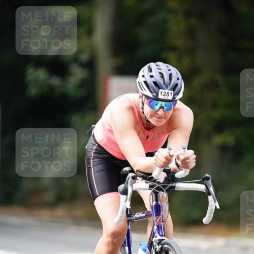14.09.2025 - Stadtparktriathlon Michael Burmester http://msf.ph/oto/8914955 14.09.2025 12:46:24 Radfahren 1281, 1290, 1319, 1335, 1417 meine-sportfotos.de