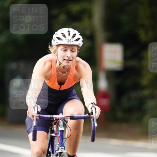 14.09.2025 - Stadtparktriathlon Michael Burmester http://msf.ph/oto/8914961 14.09.2025 12:46:43 Radfahren 1258, 1283, 1342, 1360 meine-sportfotos.de