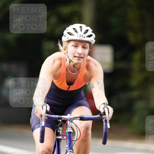 14.09.2025 - Stadtparktriathlon Michael Burmester http://msf.ph/oto/8914962 14.09.2025 12:46:43 Radfahren 1258, 1283, 1342, 1360 meine-sportfotos.de