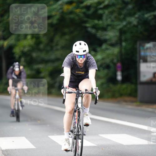 14.09.2025 - Stadtparktriathlon Michael Burmester http://msf.ph/oto/8914965 14.09.2025 12:46:47 Radfahren 1258, 1283, 1326, 1342, 1360 meine-sportfotos.de