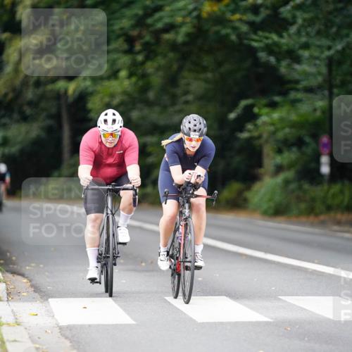 14.09.2025 - Stadtparktriathlon Michael Burmester http://msf.ph/oto/8914976 14.09.2025 12:47:06 Radfahren 1273, 1294, 1357, 1376, 1410 meine-sportfotos.de