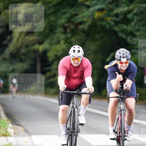 14.09.2025 - Stadtparktriathlon Michael Burmester http://msf.ph/oto/8914979 14.09.2025 12:47:07 Radfahren 1273, 1294, 1317, 1357, 1376 meine-sportfotos.de