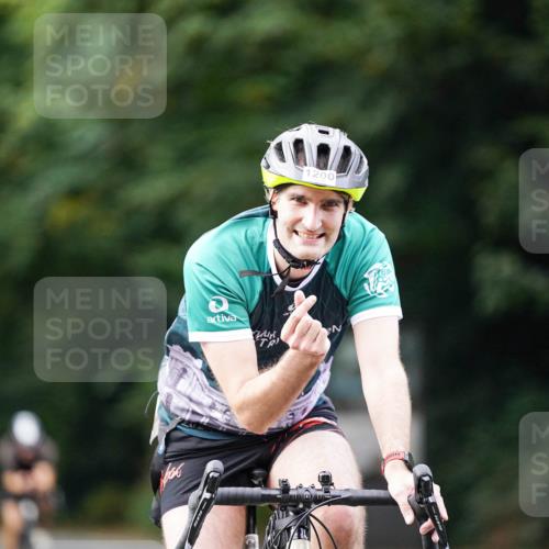 14.09.2025 - Stadtparktriathlon Michael Burmester http://msf.ph/oto/8914987 14.09.2025 12:47:22 Radfahren 1200, 1275, 1370, 1382 meine-sportfotos.de