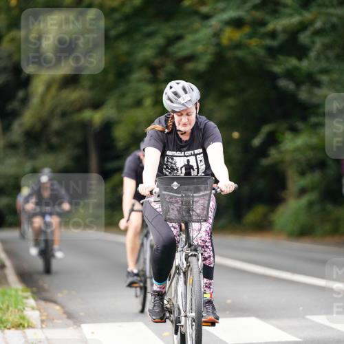 14.09.2025 - Stadtparktriathlon Michael Burmester http://msf.ph/oto/8914991 14.09.2025 12:47:26 Radfahren 1200, 1215, 1275, 1370, 1382 meine-sportfotos.de
