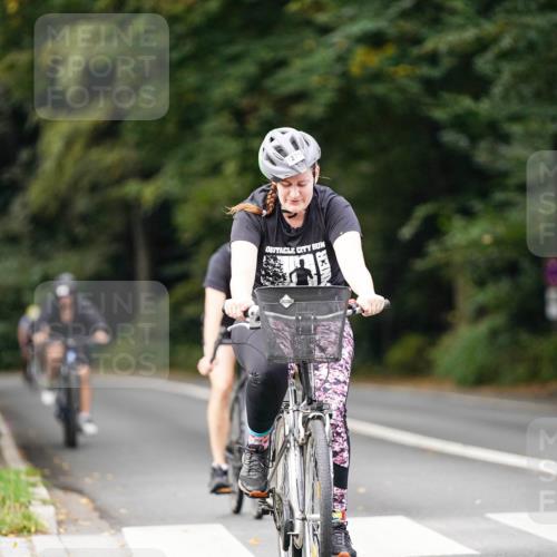 14.09.2025 - Stadtparktriathlon Michael Burmester http://msf.ph/oto/8914992 14.09.2025 12:47:26 Radfahren 1200, 1215, 1275, 1370, 1382 meine-sportfotos.de
